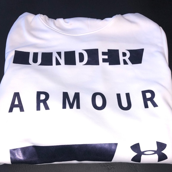 Under Armour Tops - Under Armour hoodie